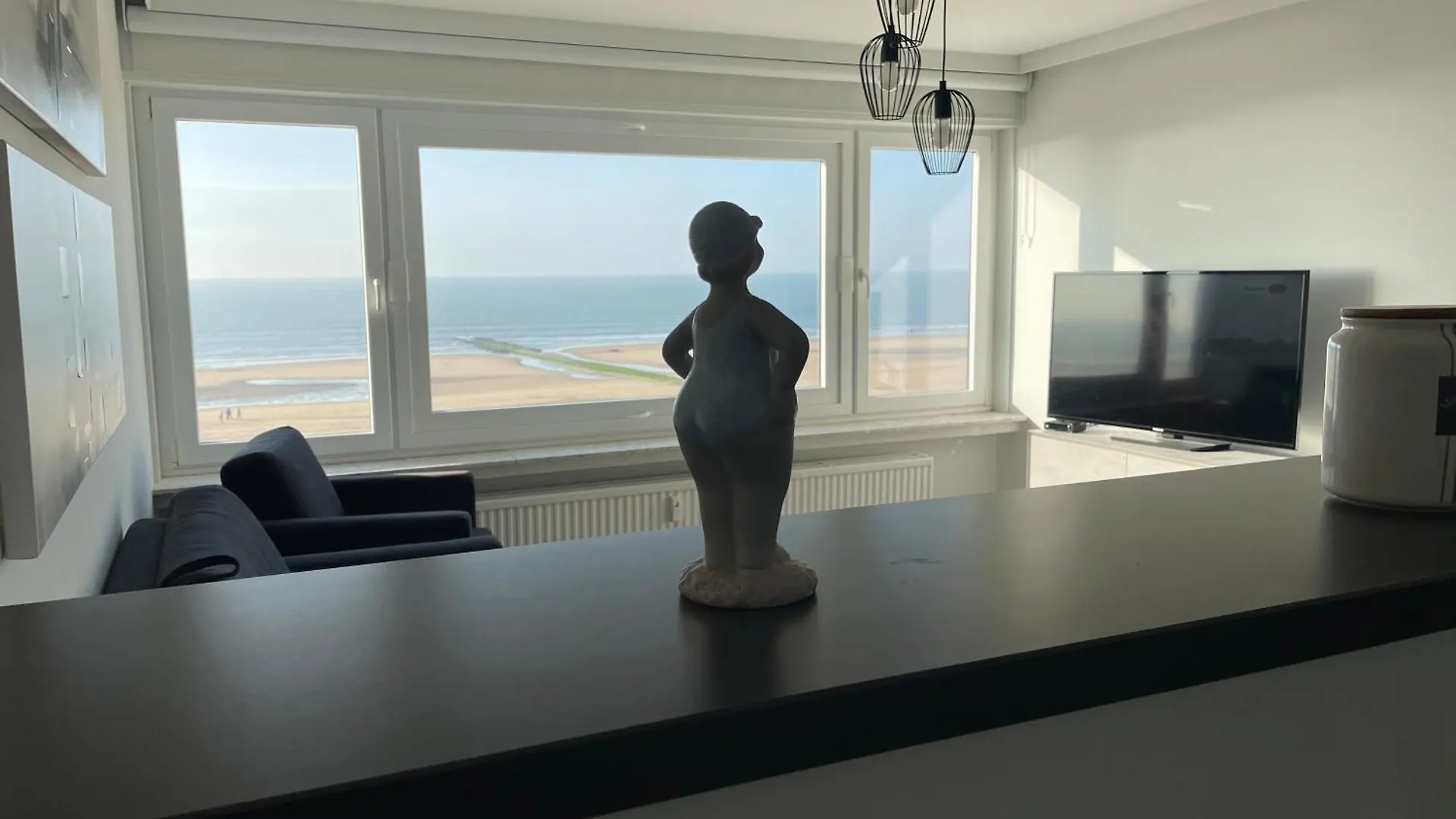 Daire Poire Et Table Oostende 2 Marana